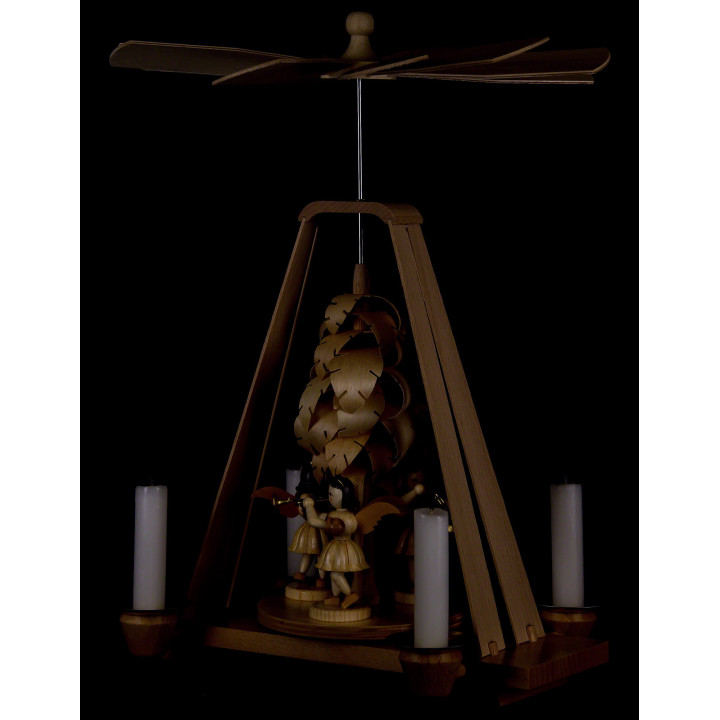 1-stöckige Pyramide mit Spanbaum und drei Engeln - 22x16x27 cm