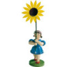 Blumenkind mit Sonnenblume, farbig - 20 cm