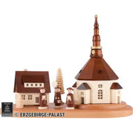 Seiffen Village and Carolers on Base - 22 cm / 8.7 inch