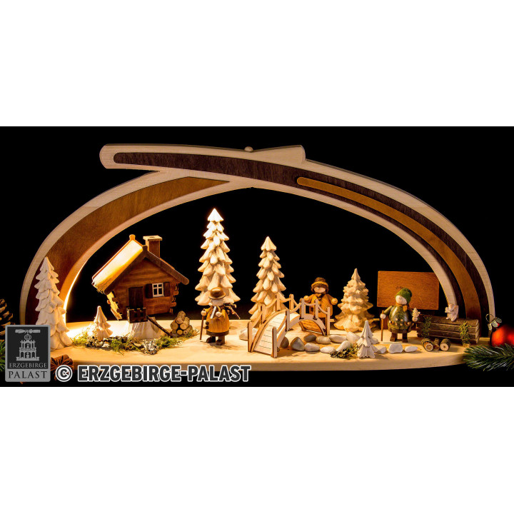 Schwibbogen aus Massivholz am Bach - 59x30 cm