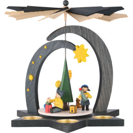1-Tier Pyramid -e Winter Children - 27 cm / 10,5 inch