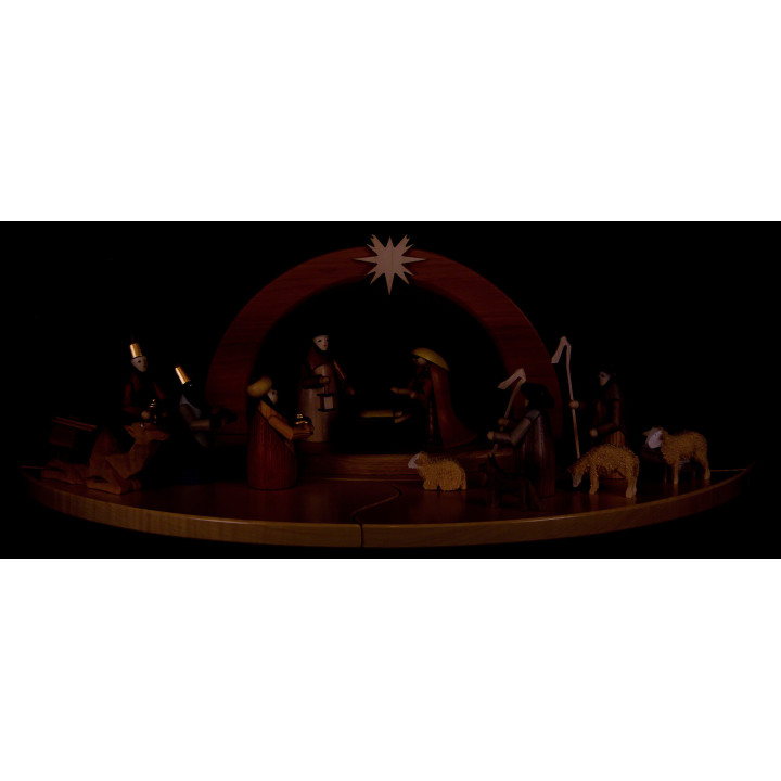 Weihnachtskrippe mit lasierten Figuren