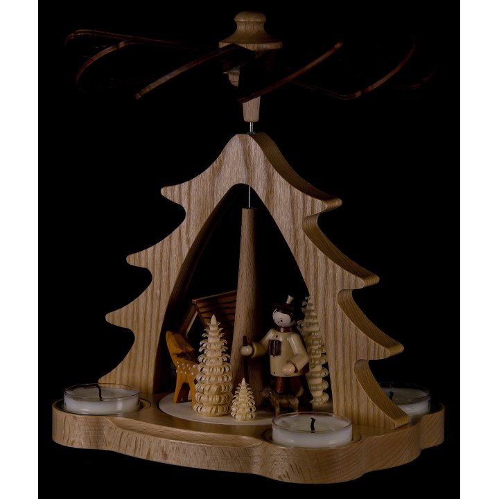 1-Tier Pyramid - Forester - 22 cm / 9 inch