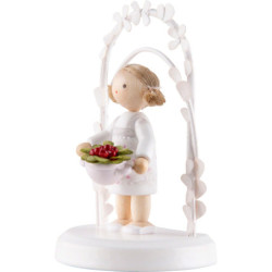 Flax Haired Children - Birthday Child with Strawberries - 7,5 cm / 3 inch