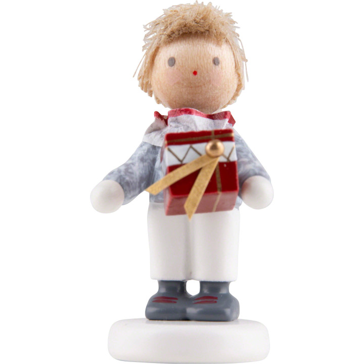 Flachshaarkinder Kleiner Junge mit Geschenkkarton - Edition Flade & Friends - 4,5 cm