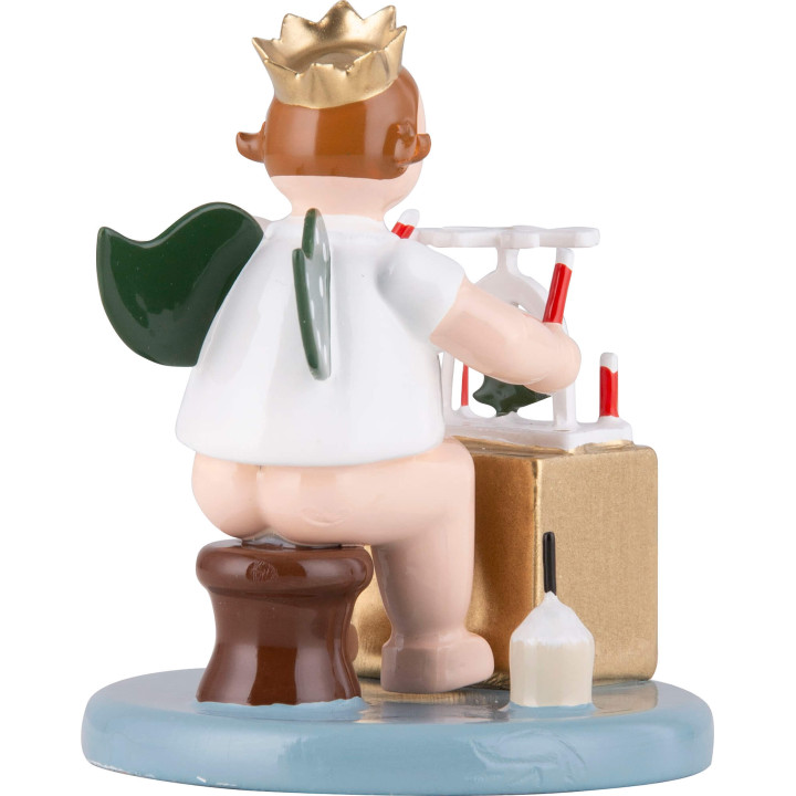 Christmas Angel Sitting with Crown and Pyramid - 6,5 cm / 2.6 inch