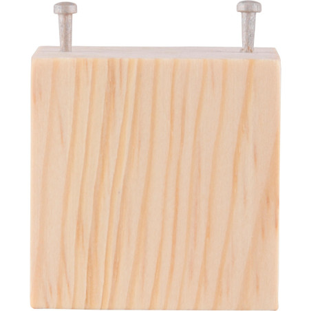 Cube with 2 Nails - 4 cm - 1.5 inch