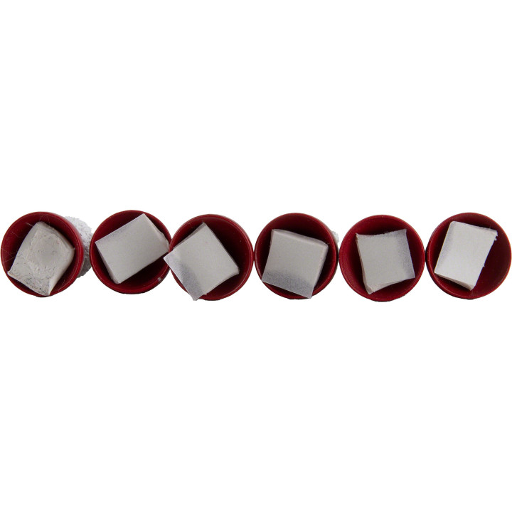 Pointed Hats SANTA C. - 6 Pieces - 2 cm / 0.8 inch