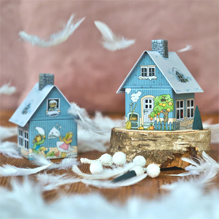 Metal Smoking Hut - "Frau Holle" - 9,8 cm / 3.9 inch