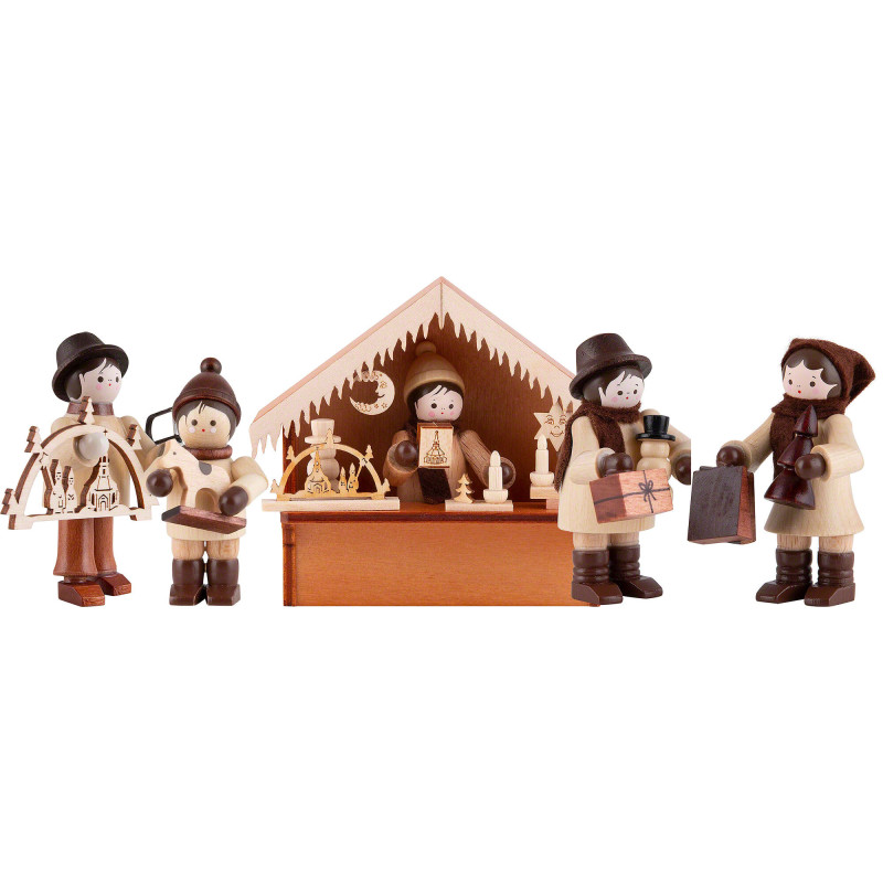 Family Trip to the Christmas Market (Thiel)