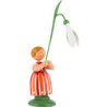 Wiesenblumenmädchen mit Schneeglöckchen - 11 cm