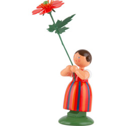 Meadow Flower Girl with Geum - 11 cm / 4.3 inch
