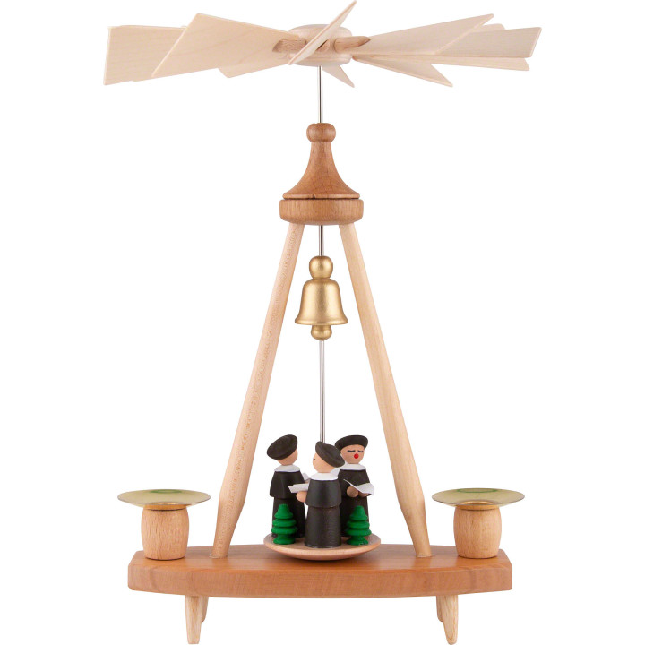 1-Tier Pyramid with Carolers - 25 cm / 9.8 inch