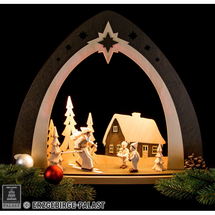 Lichterspitze "Waldweihnacht" inkl. handgeschnitzter Figuren - 52x53,5x9 cm