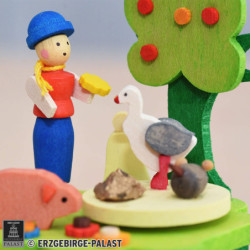 Music Box with Crank - Hans in Luck - 9 cm / 3.5 inch