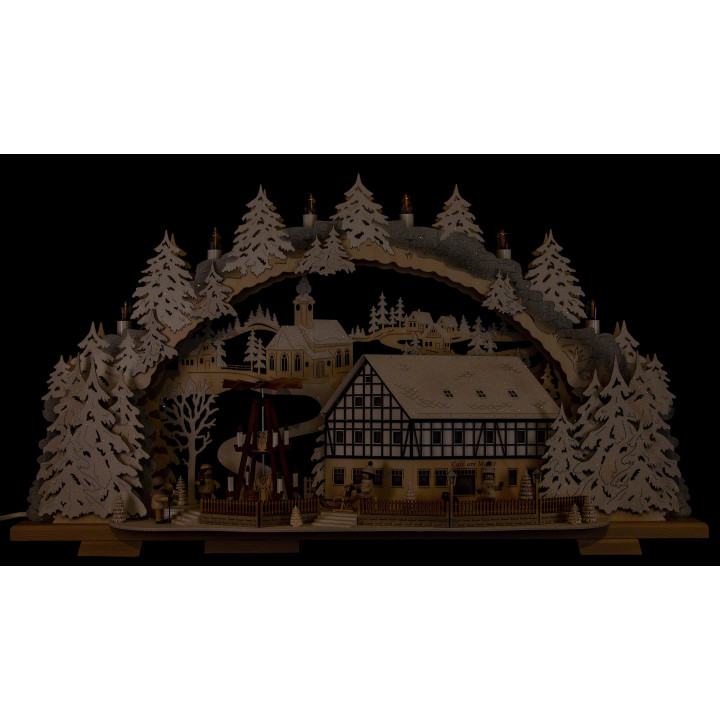 Schwibbogen Verschneites Café am Markt mit drehender Pyramide - 72x43 cm