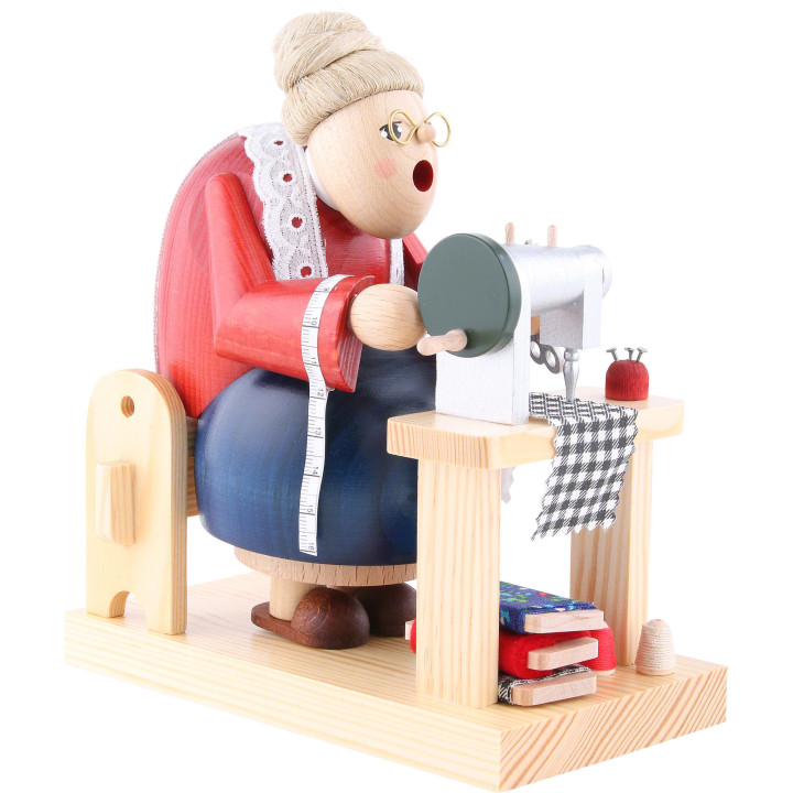 Räuchermännchen Schneiderin sitzend - 16 cm
